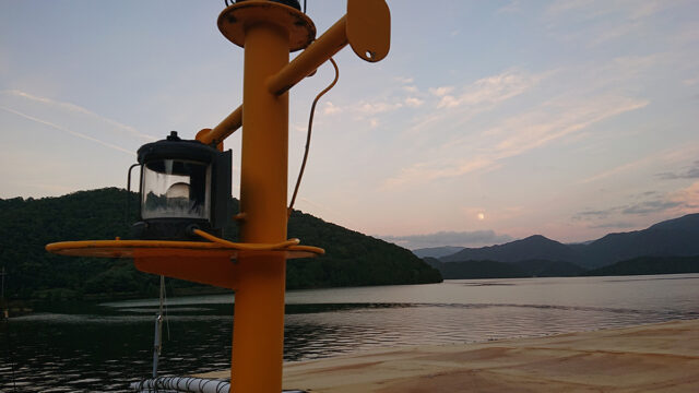 年縞博物館の特別展と合わせて楽しむ！神秘の湖「水月湖」体感クルーズのご案内